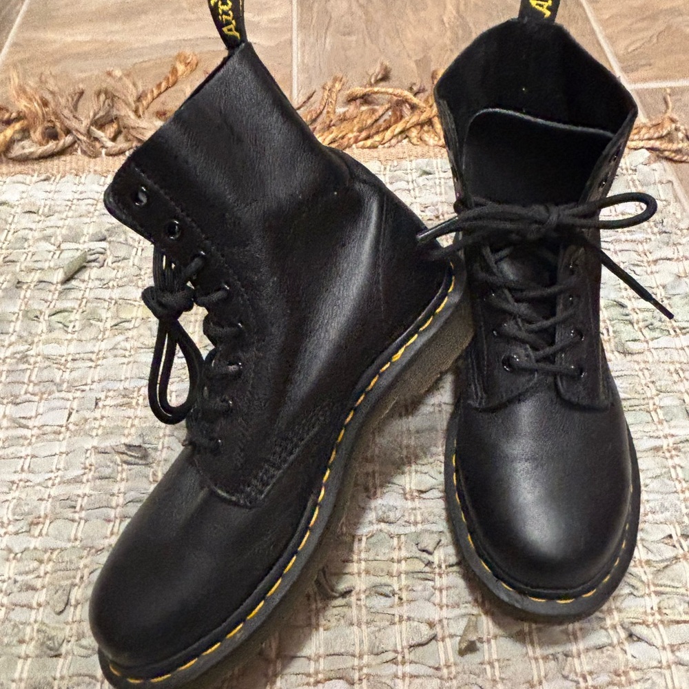 Dr. Martens Pascal Black Boots